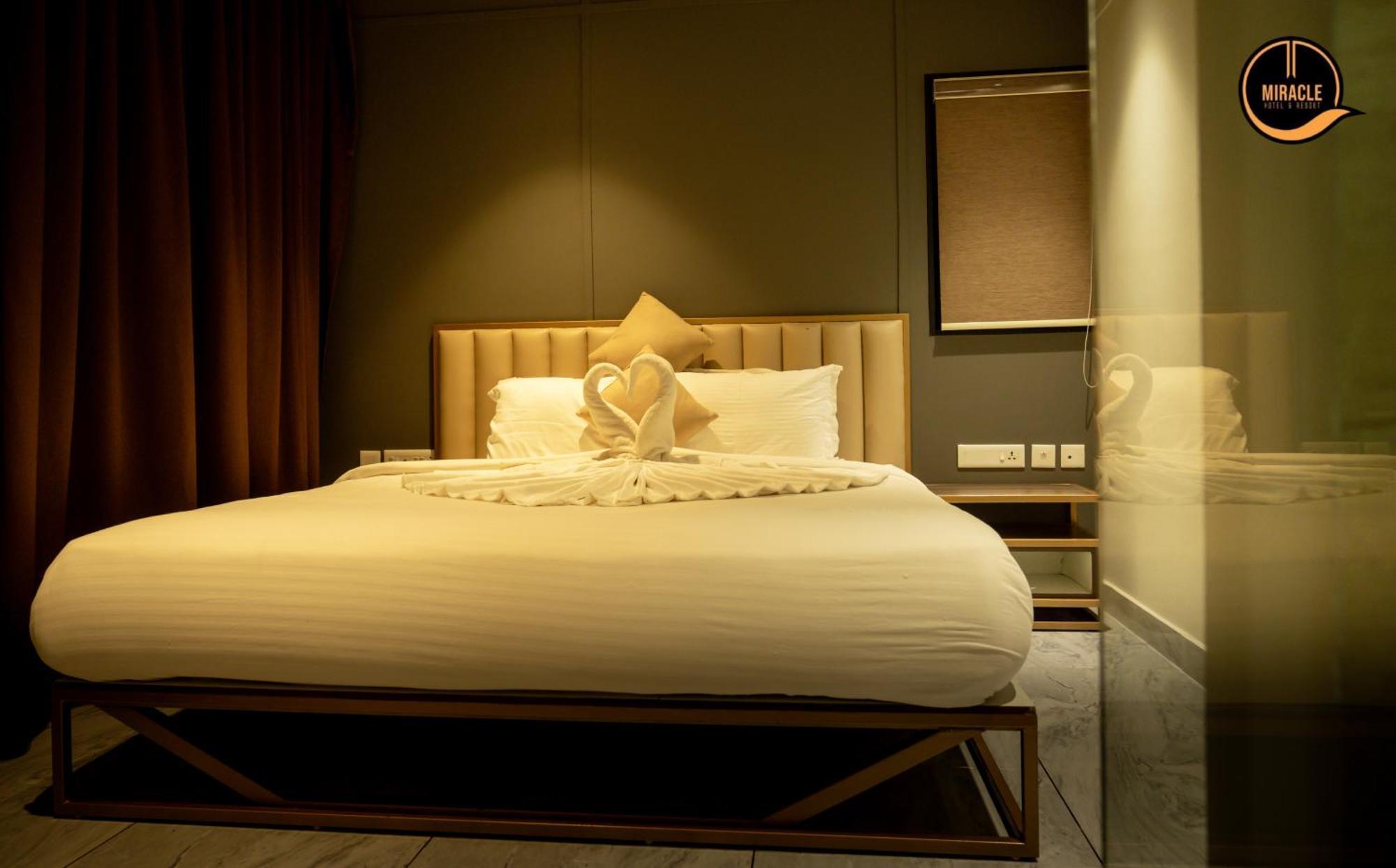 Miracle Hotel And Resorts โคชิโคด ภายนอก รูปภาพ