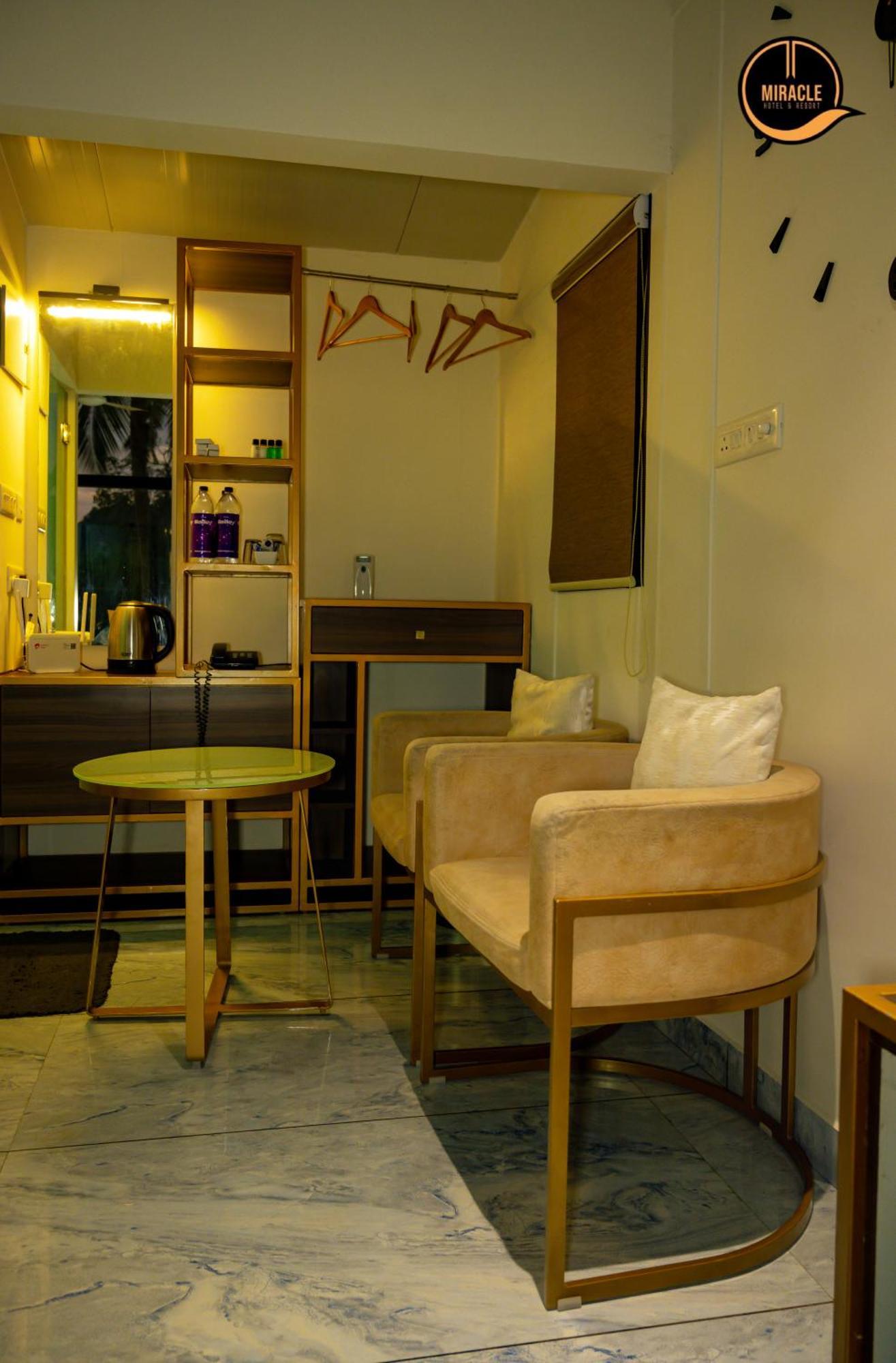 Miracle Hotel And Resorts โคชิโคด ภายนอก รูปภาพ
