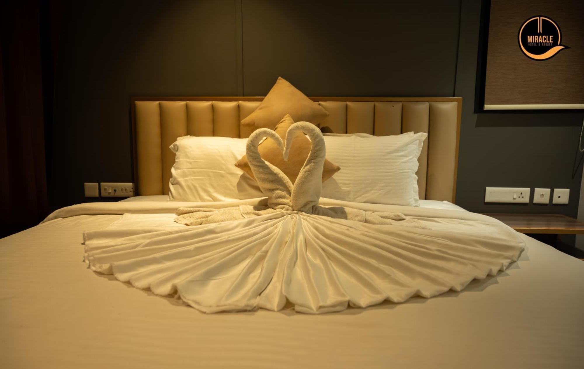 Miracle Hotel And Resorts โคชิโคด ภายนอก รูปภาพ