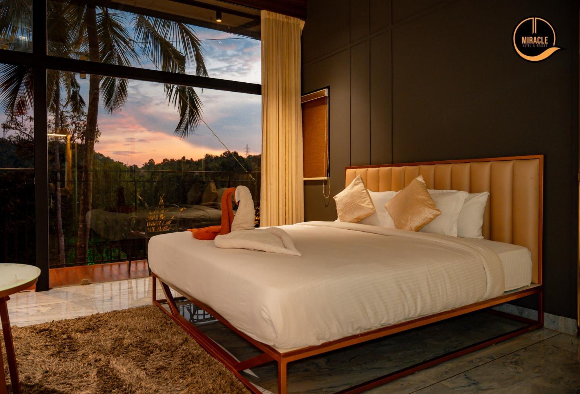 Miracle Hotel And Resorts โคชิโคด ภายนอก รูปภาพ