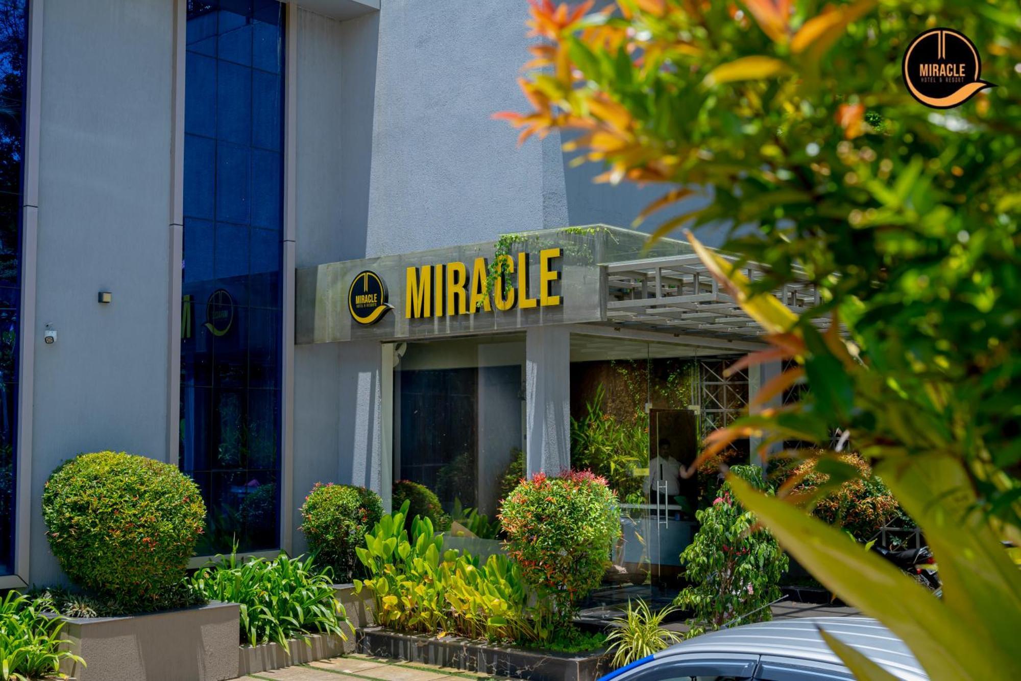 Miracle Hotel And Resorts โคชิโคด ภายนอก รูปภาพ